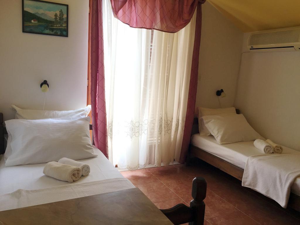 Apartments Sijerkovic Herceg Novi Bilik gambar